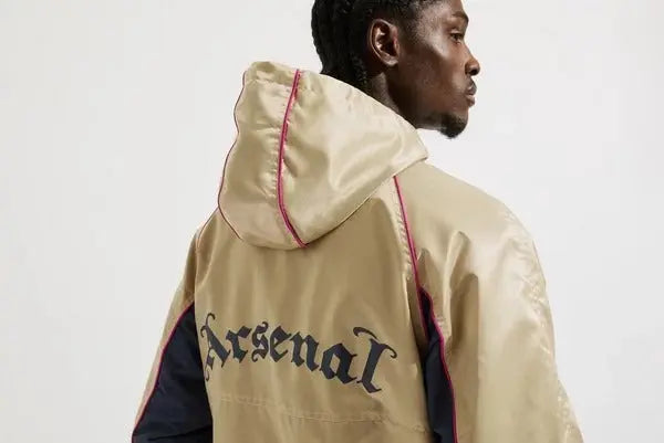 Veste coupe-vent rétro dorée d’Arsenal USA Jackets