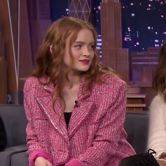 Sadie Sink The Tonight Show Pink Blazer